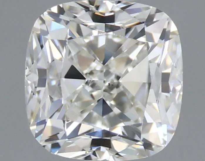 1.01ct Cushion modified Natural Diamond (Colour J, Clarity VS2, GIA Certified)