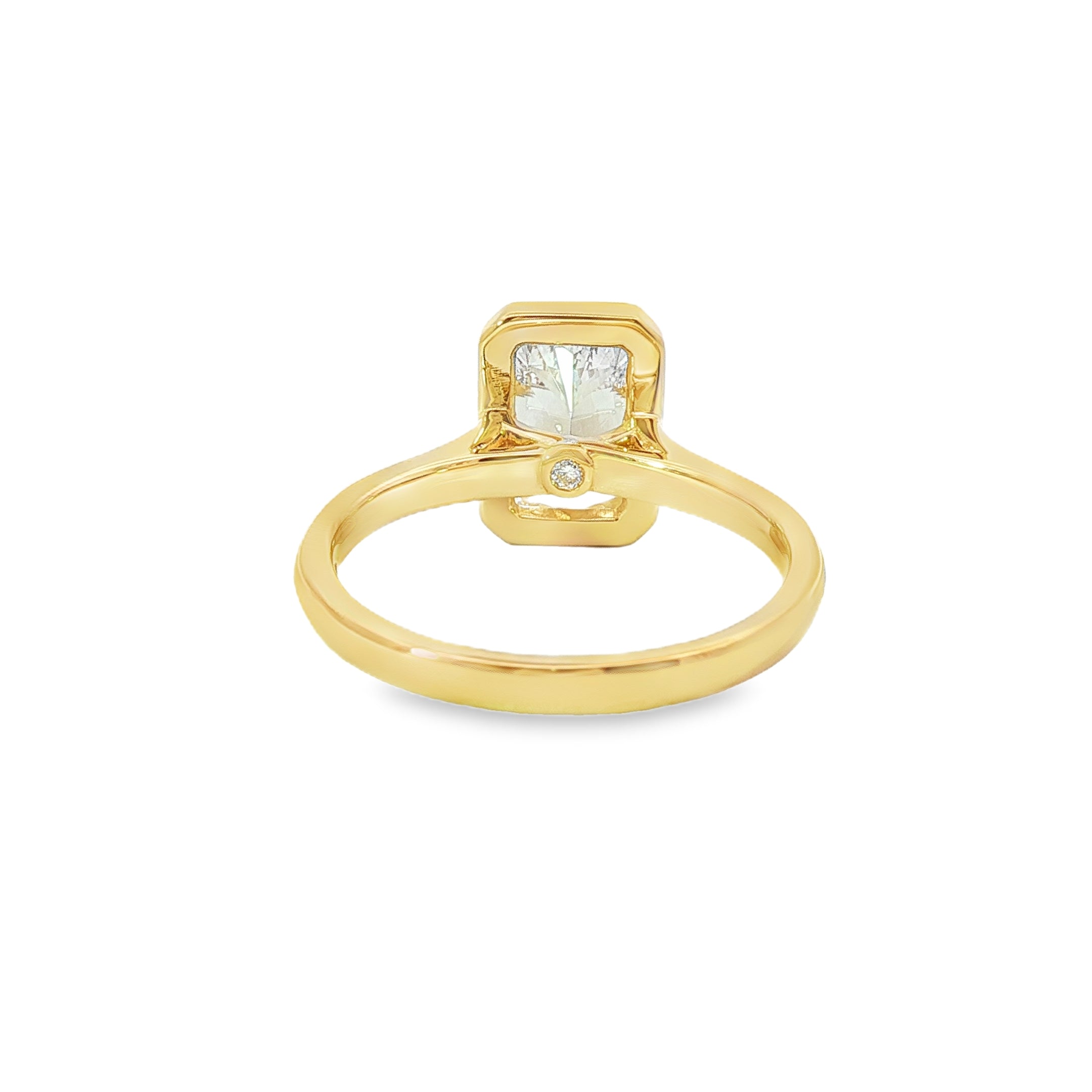 9ct Yellow Gold Bezel Set Radiant Cut Lab Grown Diamond Ring – 2ct TDW