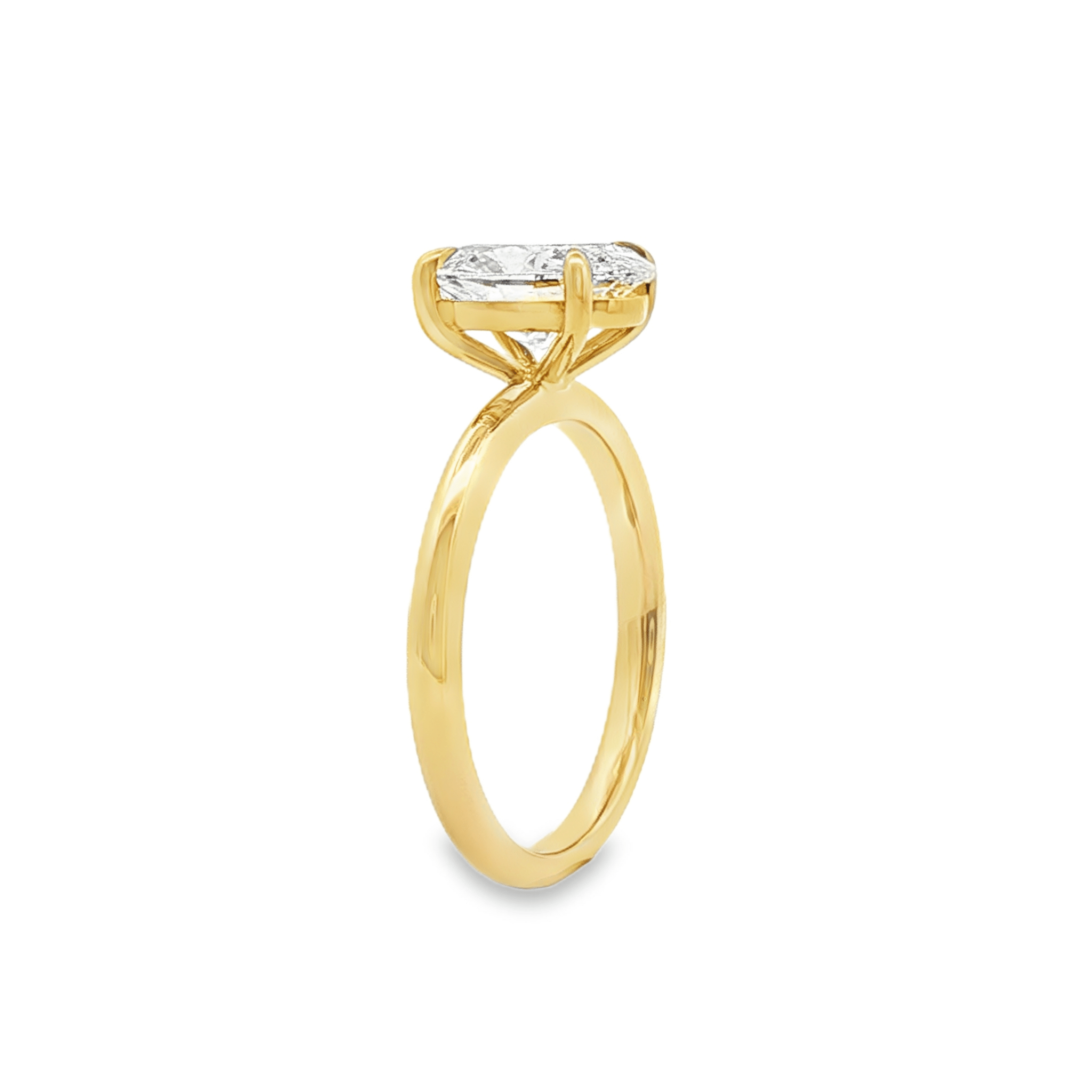 2ct Oval Cut Lab-Grown Diamond Solitaire Ring – 18ct Yellow Gold | Eagle Claw Setting - Diamond Lab Boutique
