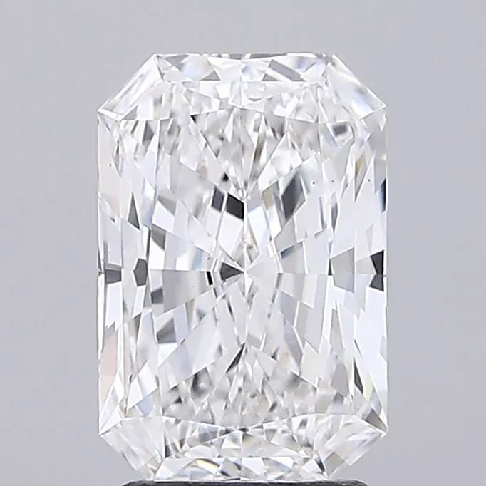 2.22ct Radiant Lab Grown Diamond (Colour E, Clarity VS1, IGI Certified) - Diamond Lab Boutique