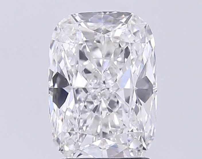 2.50ct Cushion modified Lab Grown Diamond (Colour F, Clarity VVS2, IGI Certified) - Diamond Lab Boutique