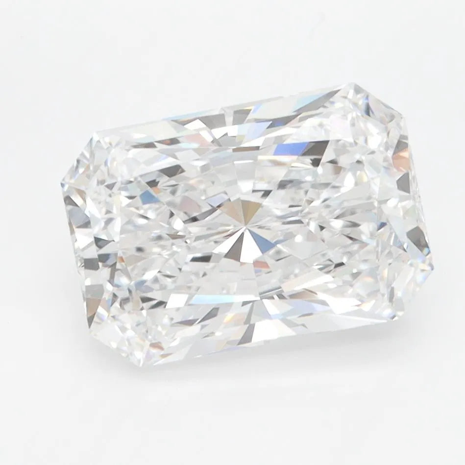 2.56ct Radiant Lab Grown Diamond (Colour D, Clarity VVS1, GIA Certified)