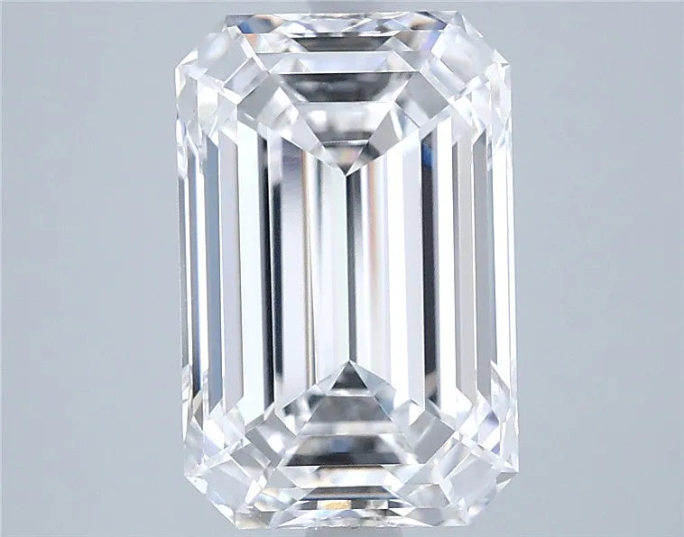 4.03ct Emerald Lab Grown Diamond (Colour D, Clarity VVS1, IGI Certified)