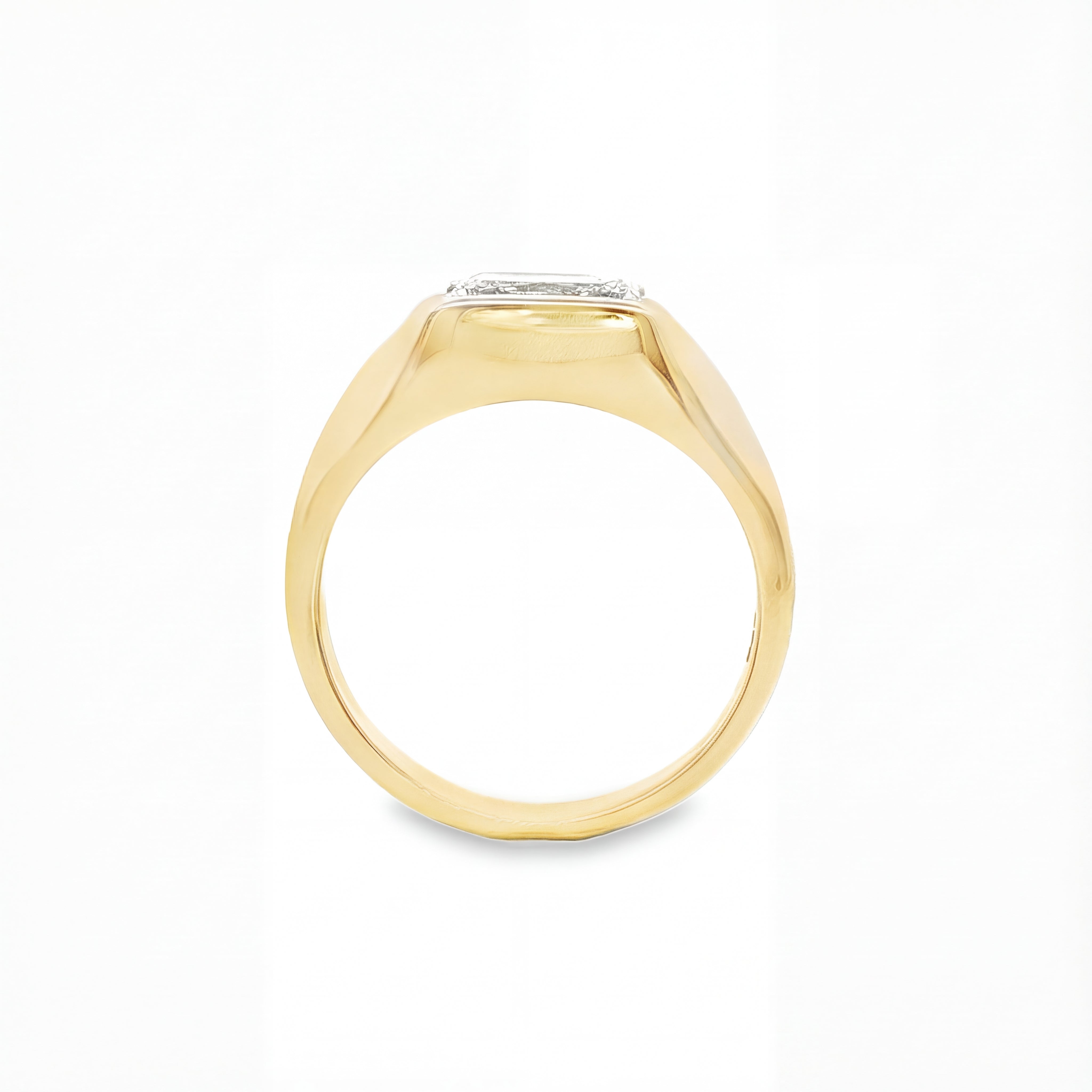 1.57ct Radiant-Cut Lab-Grown Diamond Wide Ring in 9ct Yellow Gold
