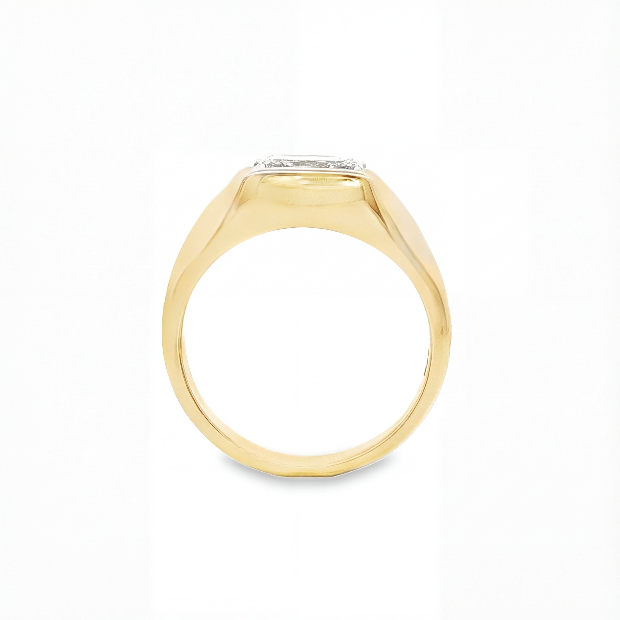 1.57ct Radiant-Cut Lab-Grown Diamond Wide Ring in 9ct Yellow Gold