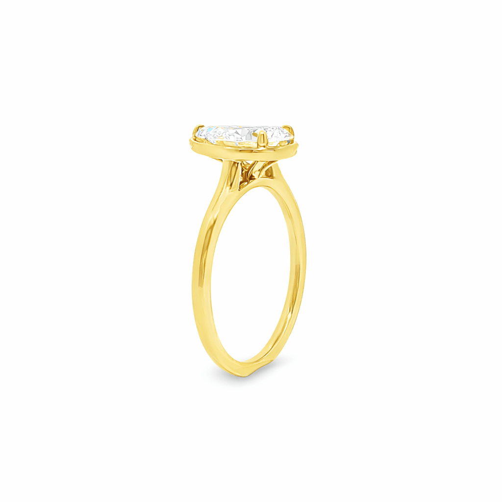 9ct Yellow Gold 4 Eagle Claw Set Pear Cut Lab Grown Diamond Georgian Style Solitaire Ring – 2.04ct TDW - Diamond Lab Boutique