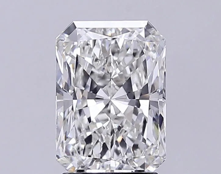 2.51ct Radiant Lab Grown Diamond (Colour G, Clarity VS1, IGI Certified)