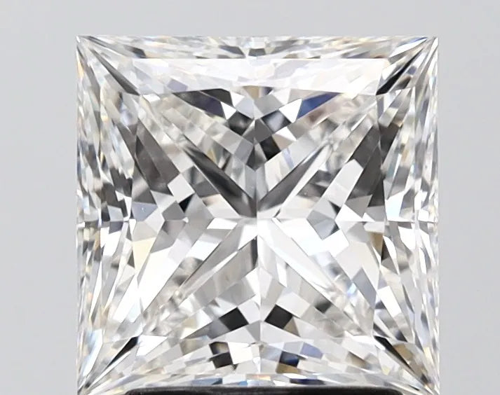 2.56ct Princess Lab Grown Diamond (Colour E, Clarity VVS2, IGI Certified)