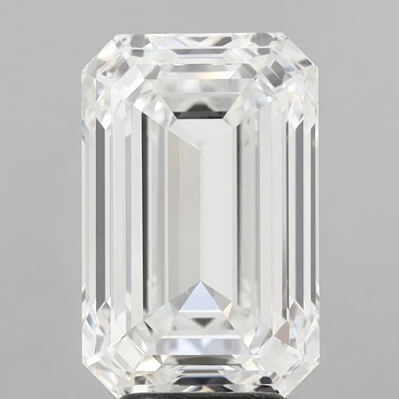 5.51ct Emerald Lab Grown Diamond (Colour D, Clarity VVS1, IGI Certified)