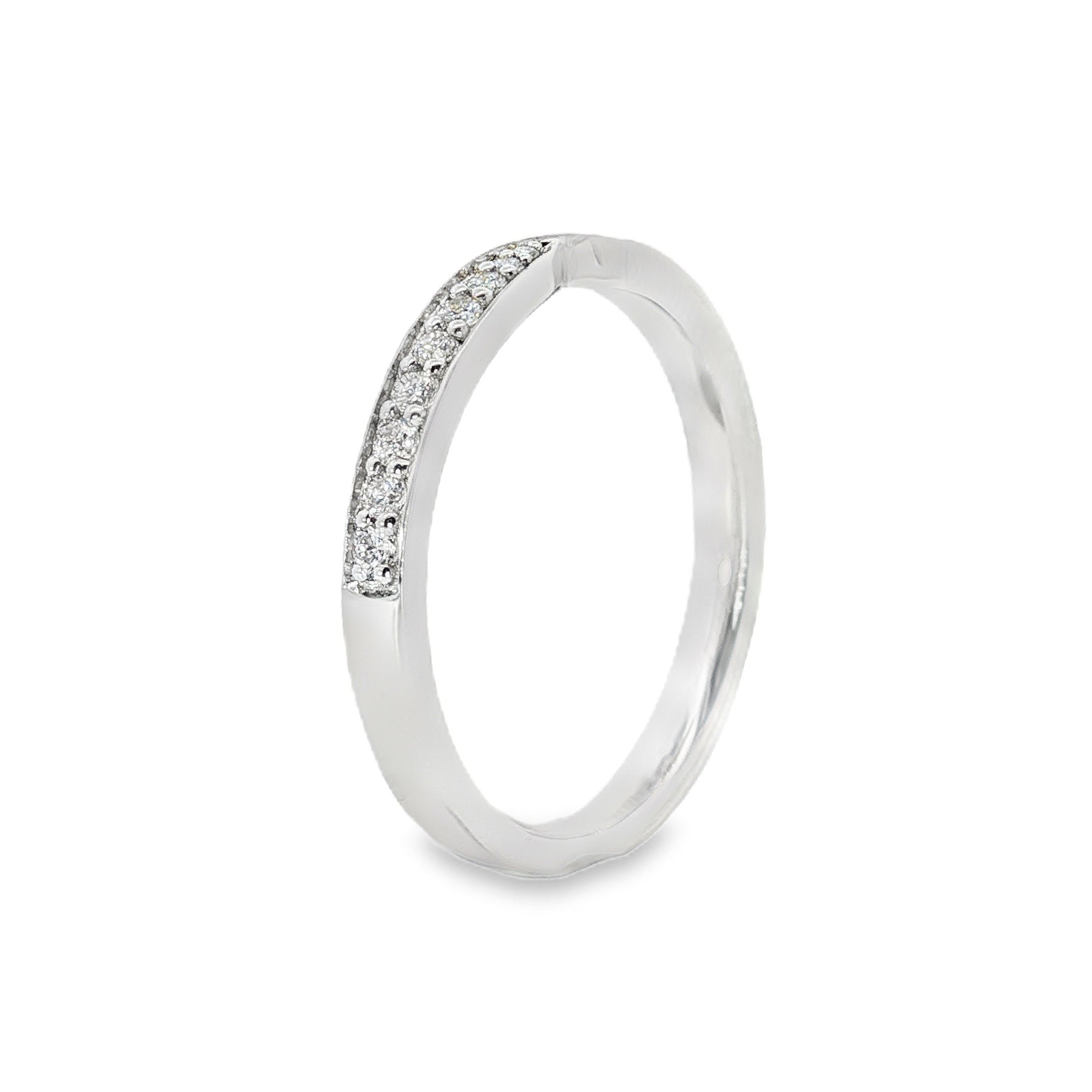 9ct White Gold Round Lab Grown Diamond Pinched Wedding Band – 0.20ct TDW