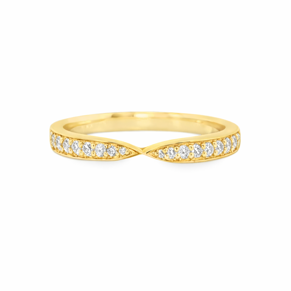 9ct Yellow Gold Round Lab Grown Diamond Pinched Wedding Band – 0.20ct TDW