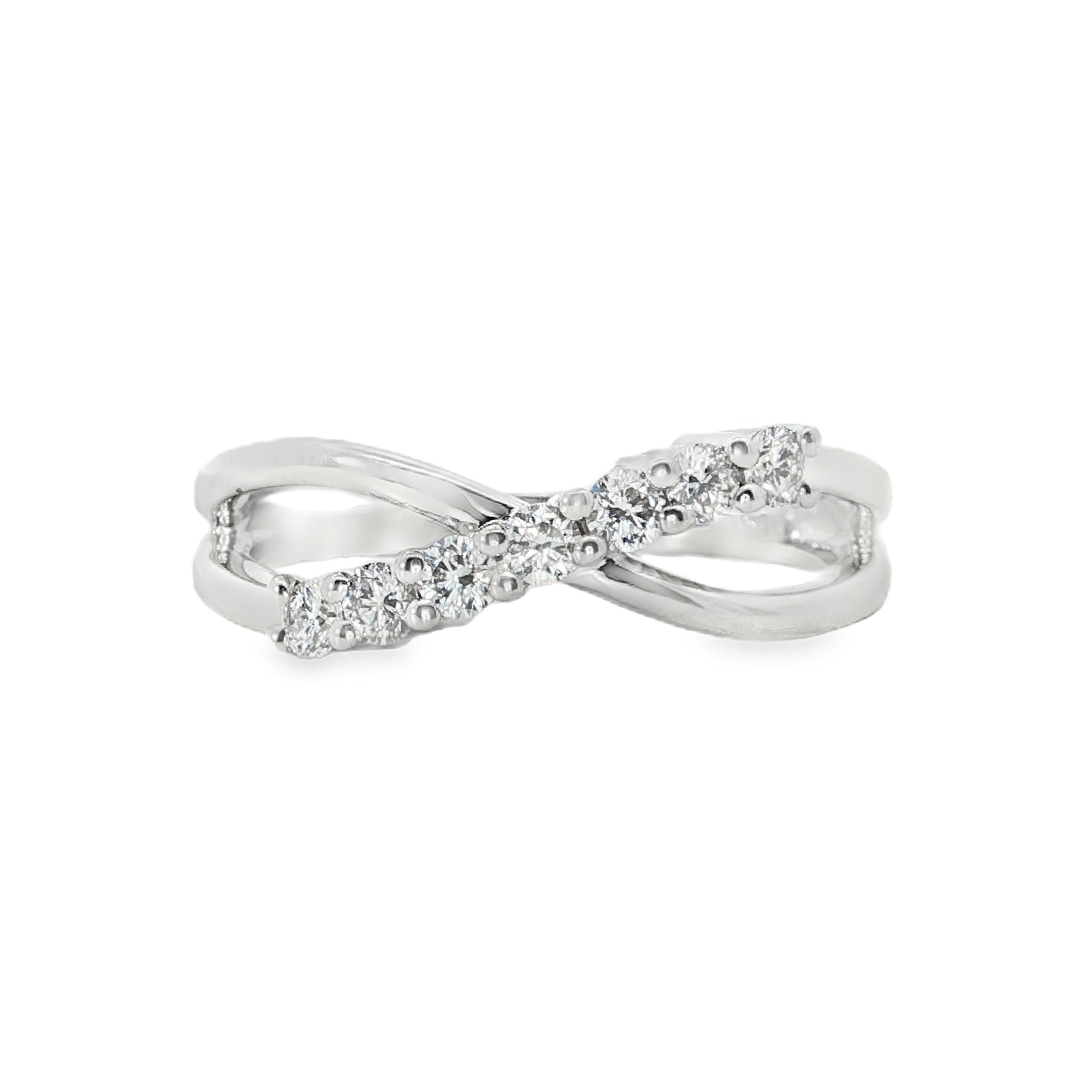 9ct White Gold Lab Grown Diamond Criss-Cross Ring – 0.28ct TDW