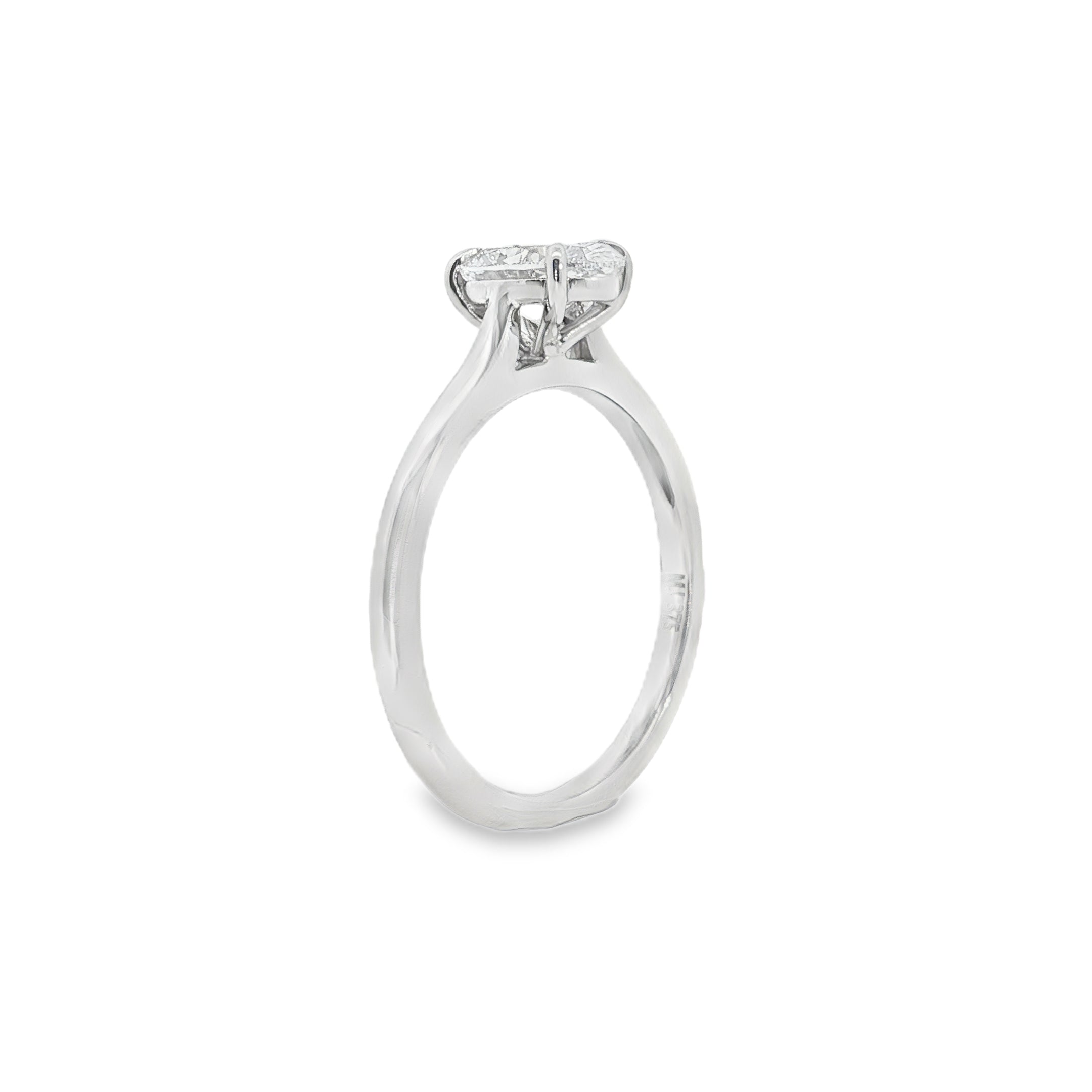 1.00ct Oval Lab-Grown Diamond Solitaire Engagement Ring in 9ct White Gold
