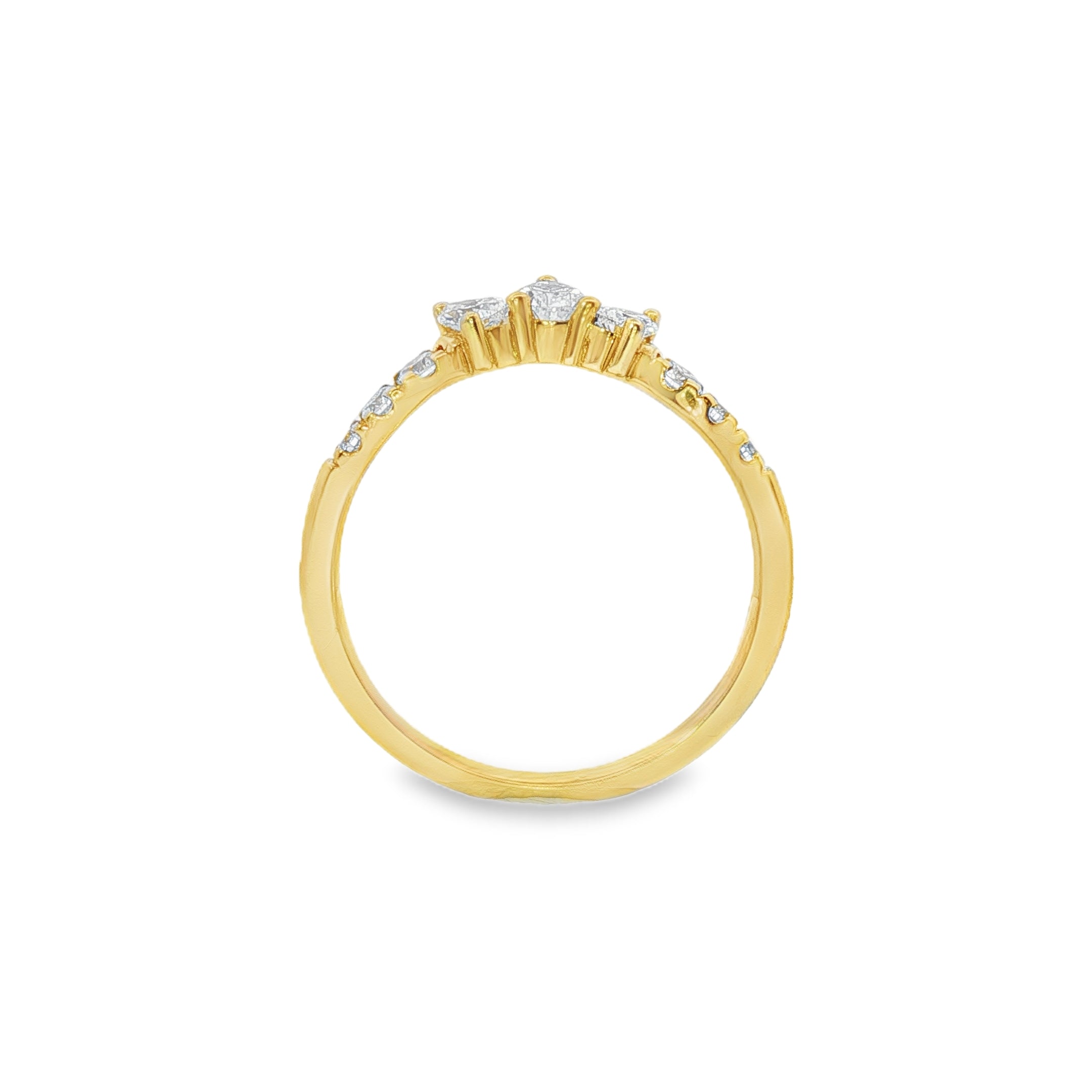 Lab-Grown Diamond Tiara Ring in 9ct Yellow Gold