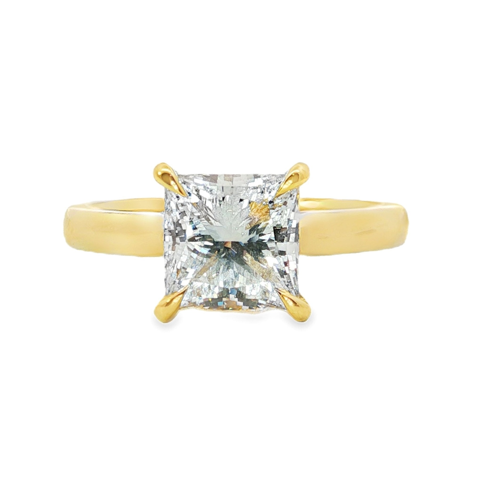 2.00ct Lab-Grown Diamond Eagle Claw Set Ring in 18ct Yellow Gold, Princess Cut, E VS1, IGI Certified - Diamond Lab Boutique
