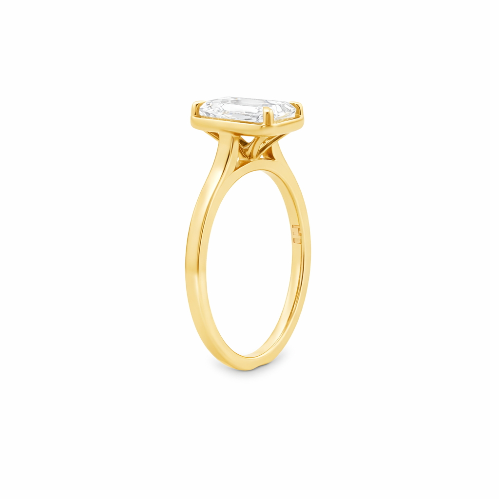 9ct Yellow Gold 4 Eagle Claw Set Radiant Cut Lab Grown Diamond Georgian Style Solitaire Ring – 2.00ct TDW
