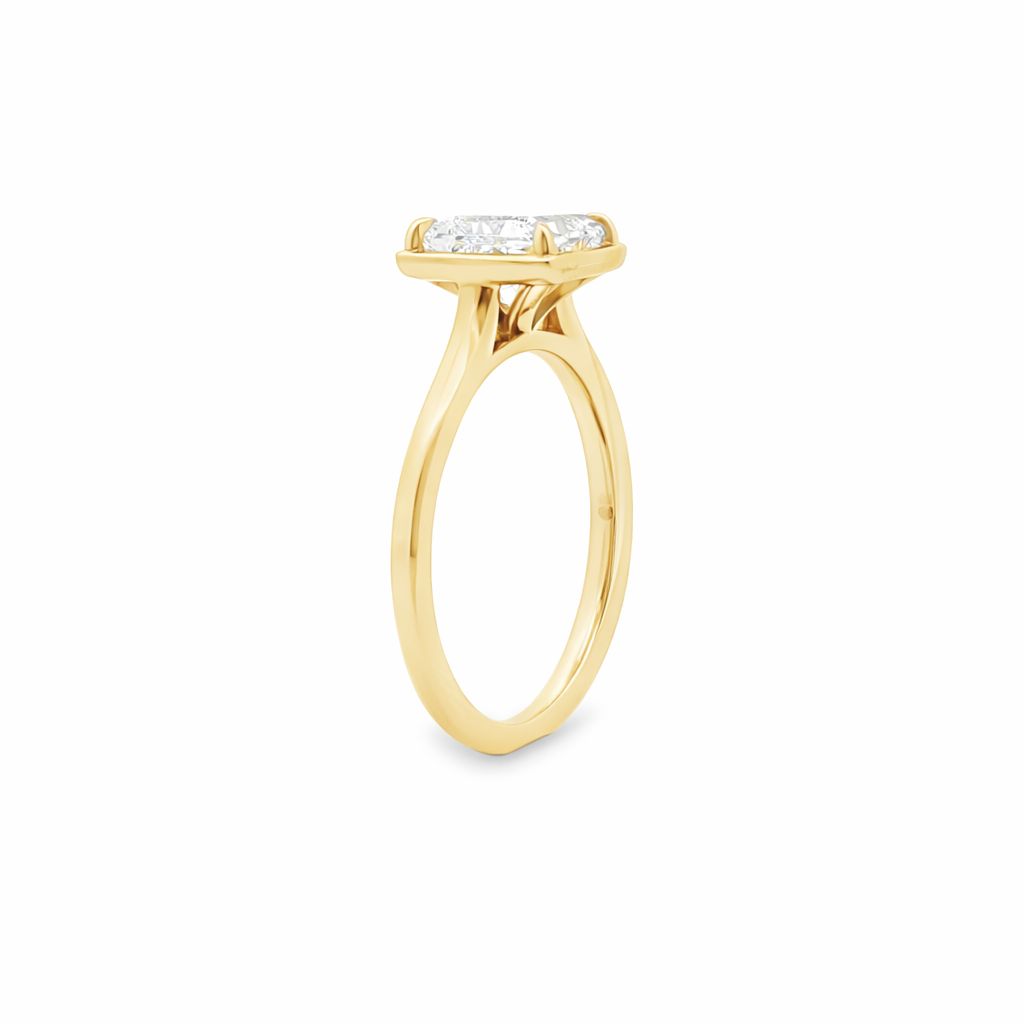 9ct Yellow Gold 4 Eagle Claw Set Princess Cut Lab Grown Diamond Georgian Style Solitaire Ring – 2.01ct TDW